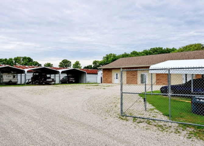 secured units in Granite City, IL
